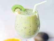 Kiwi Vanilla Yogurt Smoothie
