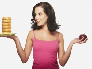 weight loss and diabetes management: young woman deciding what to eat